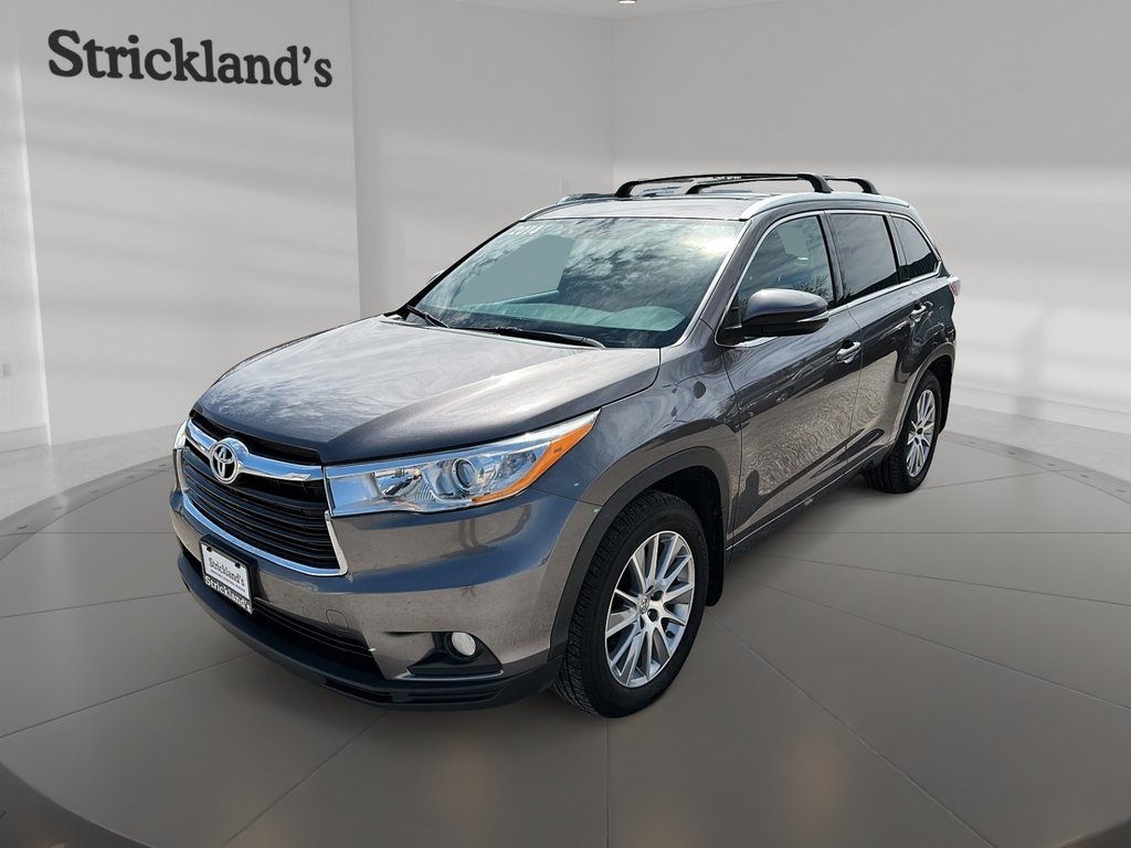 2014 Toyota Highlander XLE AWD in Stratford, Ontario - 1 - w1024h768px