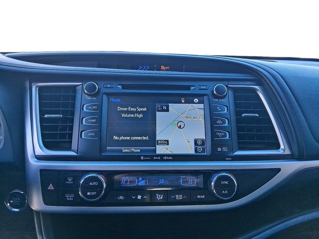 2017 Toyota Highlander XLE AWD in Stratford, Ontario - 17 - w1024h768px