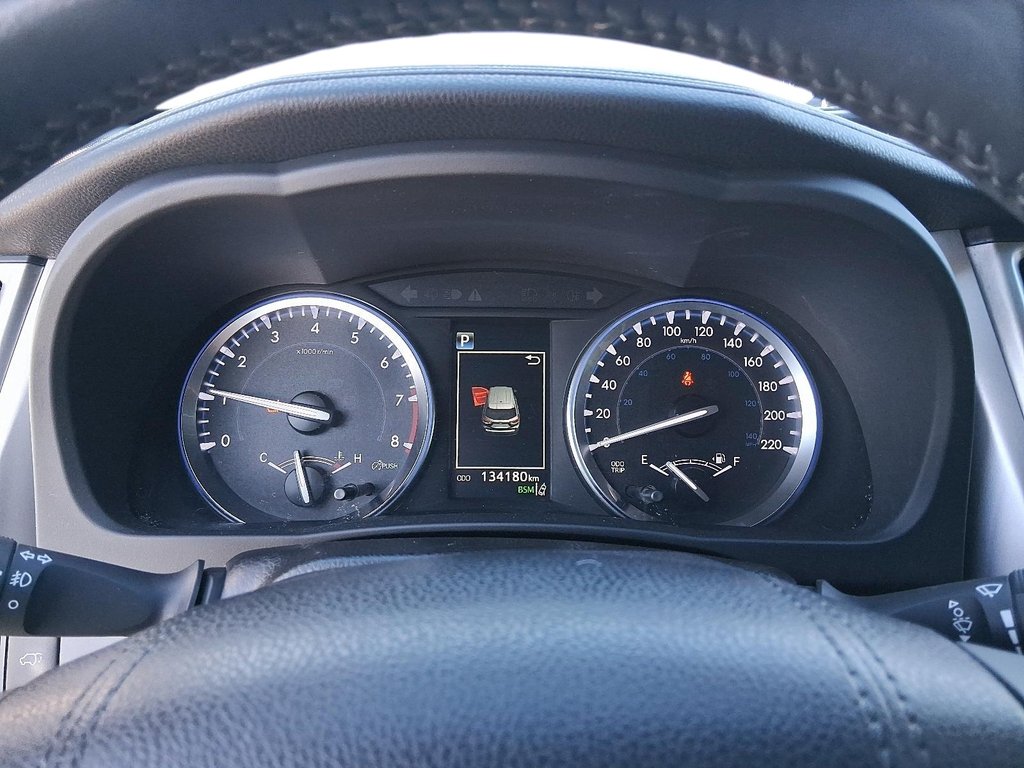 2017 Toyota Highlander XLE AWD in Stratford, Ontario - 16 - w1024h768px