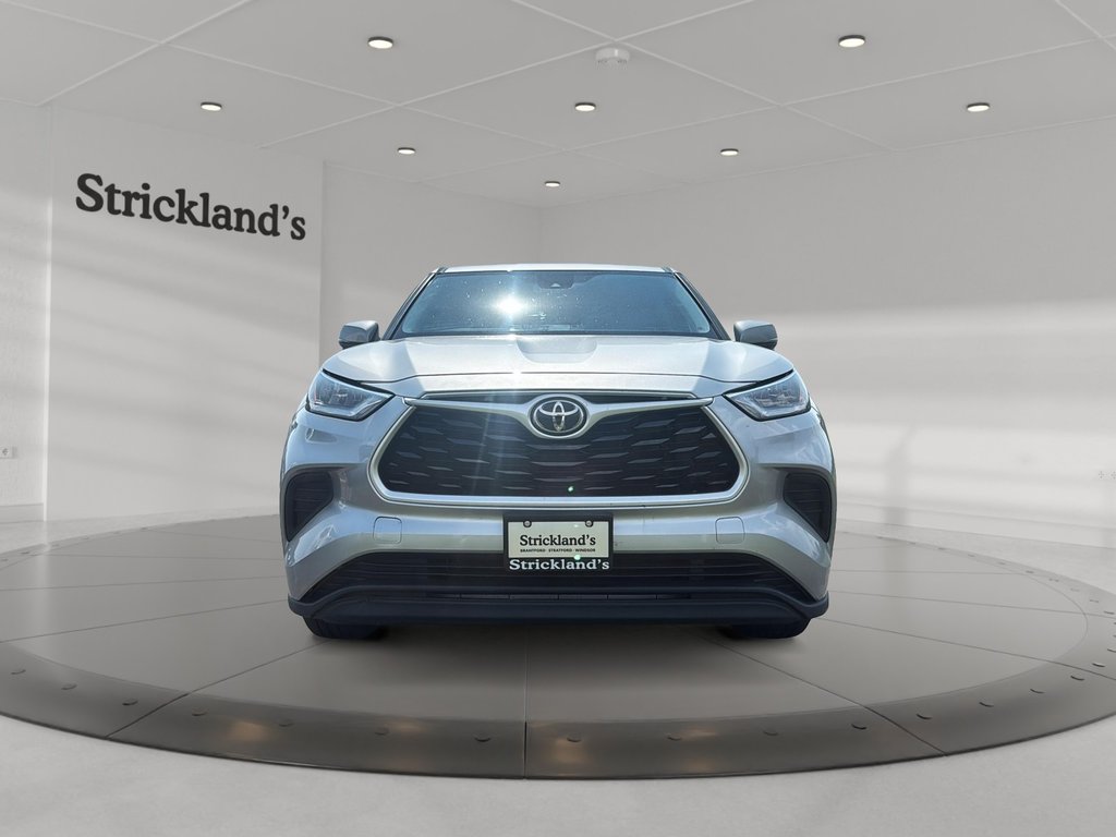 2020 Toyota Highlander L FWD in Stratford, Ontario - 2 - w1024h768px