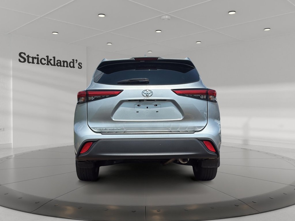 2020 Toyota Highlander L FWD in Stratford, Ontario - 3 - w1024h768px