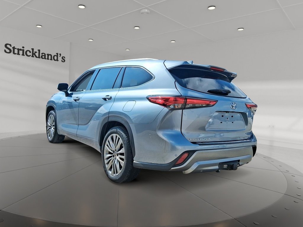 2021 Toyota Highlander Limited AWD in Stratford, Ontario - 4 - w1024h768px