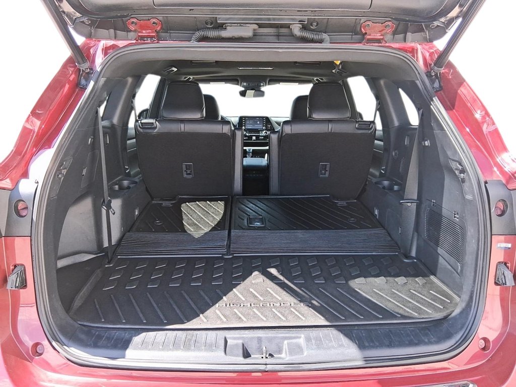 2021 Toyota Highlander XSE AWD in Stratford, Ontario - 6 - w1024h768px