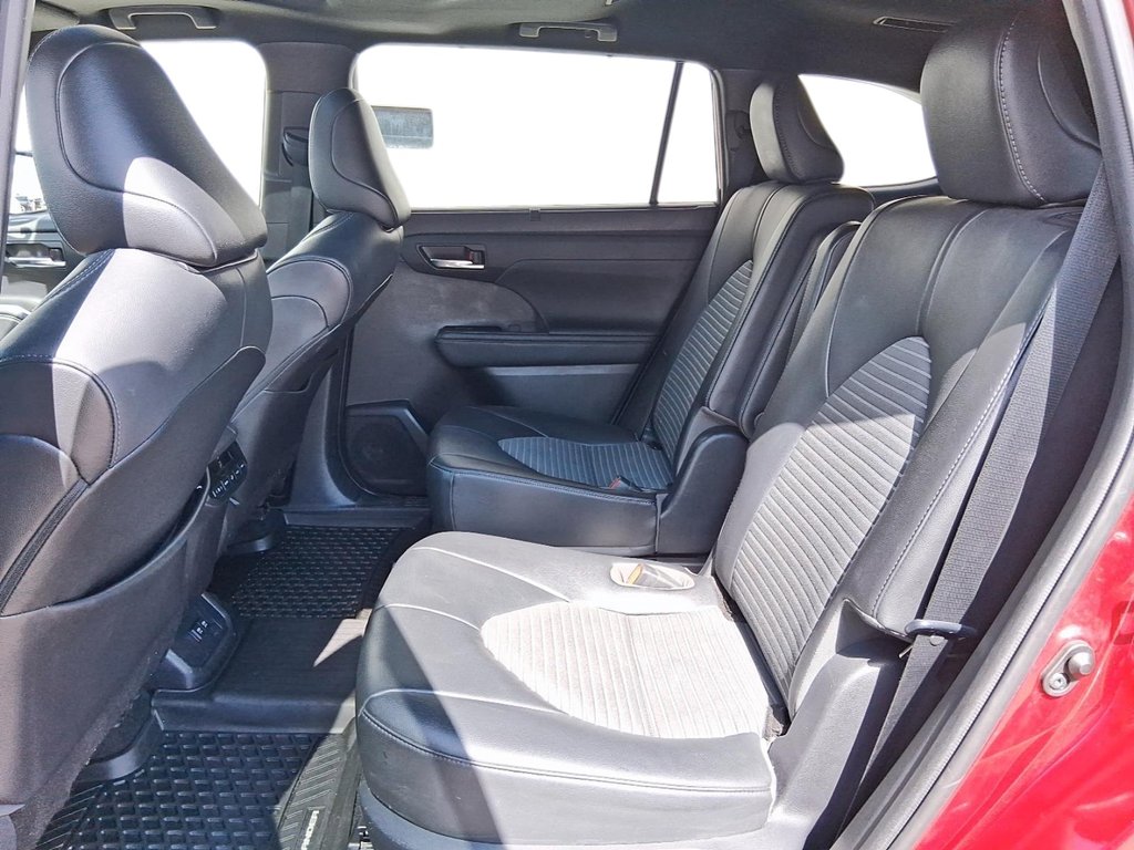 2021 Toyota Highlander XSE AWD in Stratford, Ontario - 10 - w1024h768px
