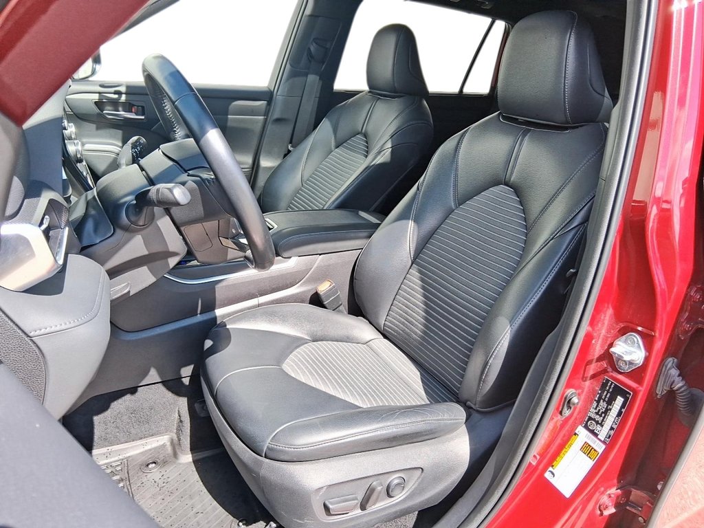 2021 Toyota Highlander XSE AWD in Stratford, Ontario - 9 - w1024h768px