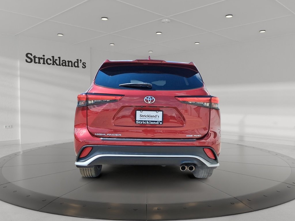 2021 Toyota Highlander XSE AWD in Stratford, Ontario - 3 - w1024h768px