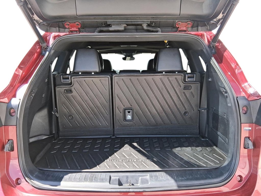 2021 Toyota Highlander XSE AWD in Stratford, Ontario - 7 - w1024h768px