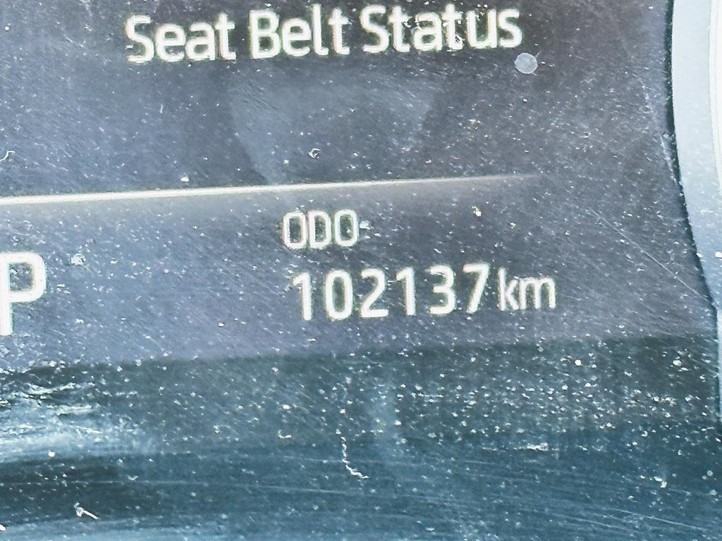 2021 Toyota Highlander XLE AWD in Stratford, Ontario - 12 - w1024h768px