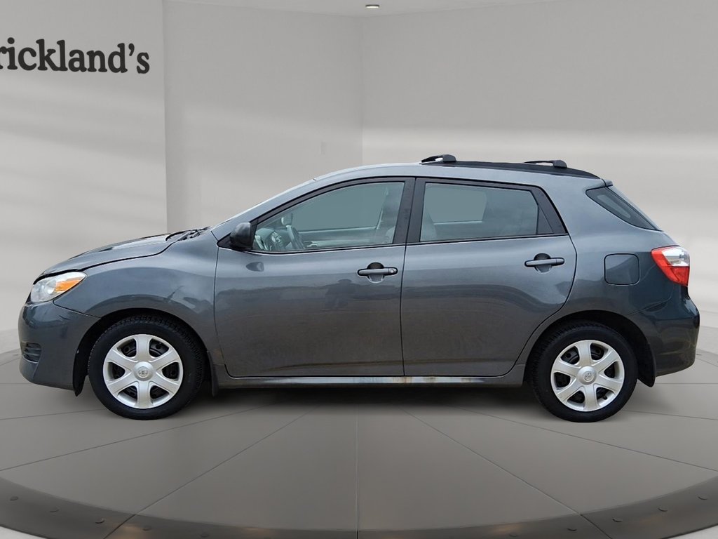 2010 Toyota Matrix FWD 4A in Stratford, Ontario - 5 - w1024h768px