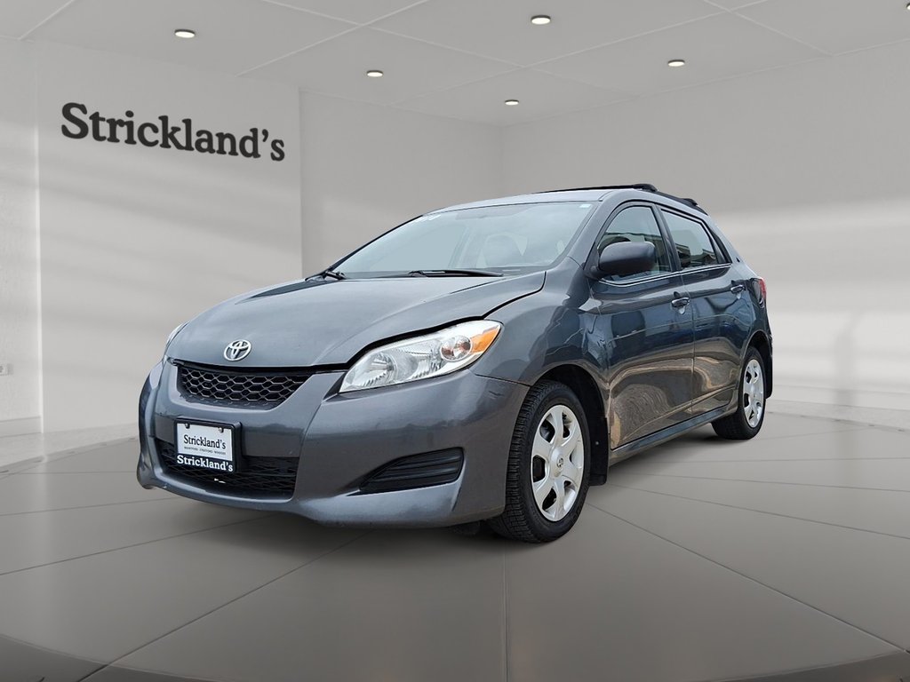 2010 Toyota Matrix FWD 4A in Stratford, Ontario - 1 - w1024h768px