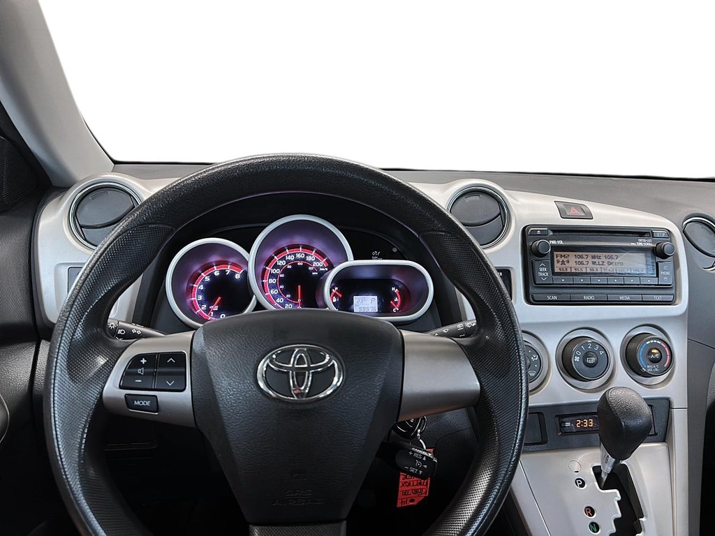 2014 Toyota Matrix 4A in Stratford, Ontario - 13 - w1024h768px