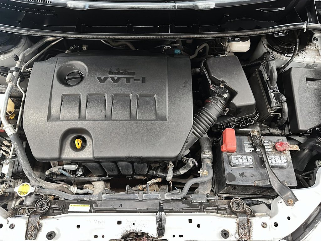 2014 Toyota Matrix 4A in Stratford, Ontario - 7 - w1024h768px