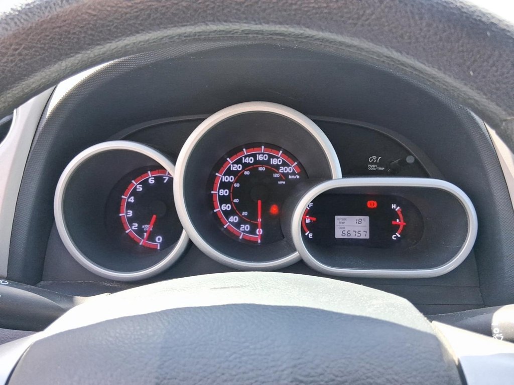 2014 Toyota Matrix 5M in Stratford, Ontario - 14 - w1024h768px