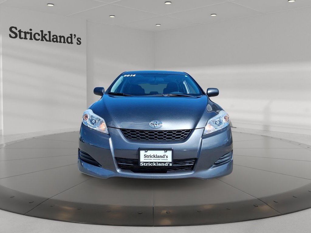 2014 Toyota Matrix 5M in Stratford, Ontario - 2 - w1024h768px