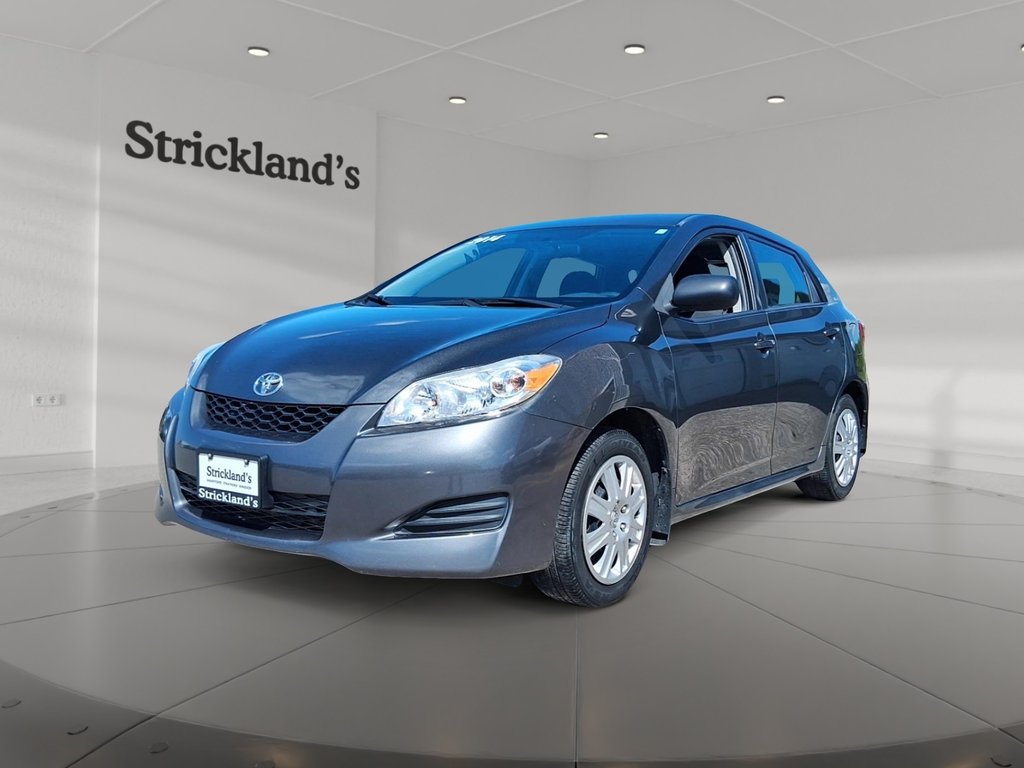 2014 Toyota Matrix 5M in Stratford, Ontario - 1 - w1024h768px