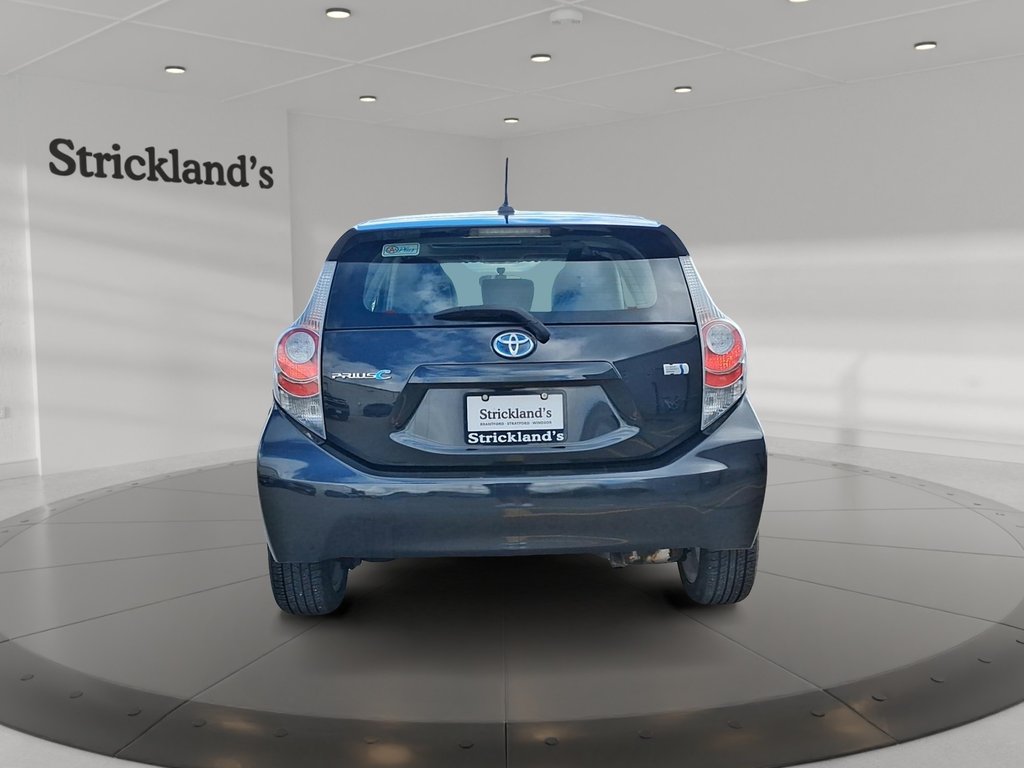 2012 Toyota Prius c eCVT in Stratford, Ontario - 3 - w1024h768px
