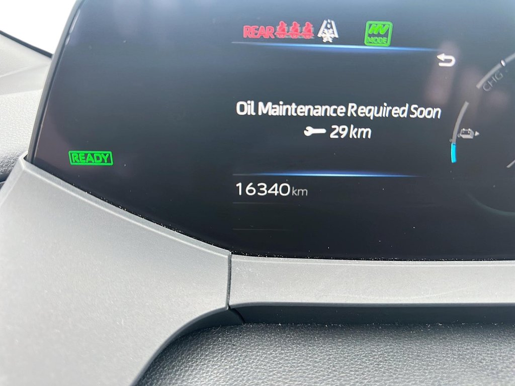 2024 Toyota Prius Plug-in Hybrid XSE Premi in Stratford, Ontario - 12 - w1024h768px