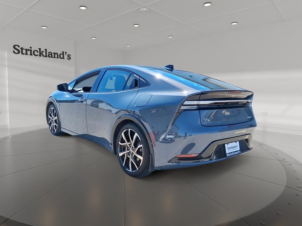 2026 Toyota Prius Plug-in Hybrid XSE Premi in Stratford, Ontario - 4 - w1024h768px