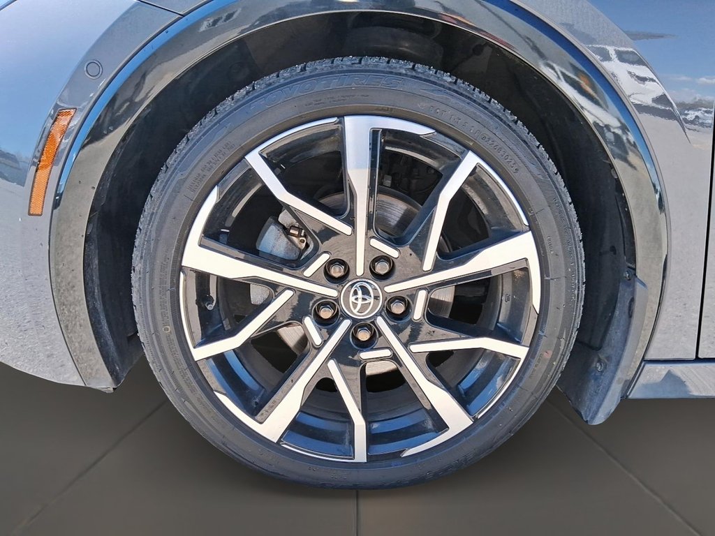 2026 Toyota Prius Plug-in Hybrid XSE Premi in Stratford, Ontario - 7 - w1024h768px