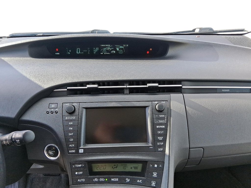 2011 Toyota Prius 5-door Liftback CVT in Stratford, Ontario - 15 - w1024h768px