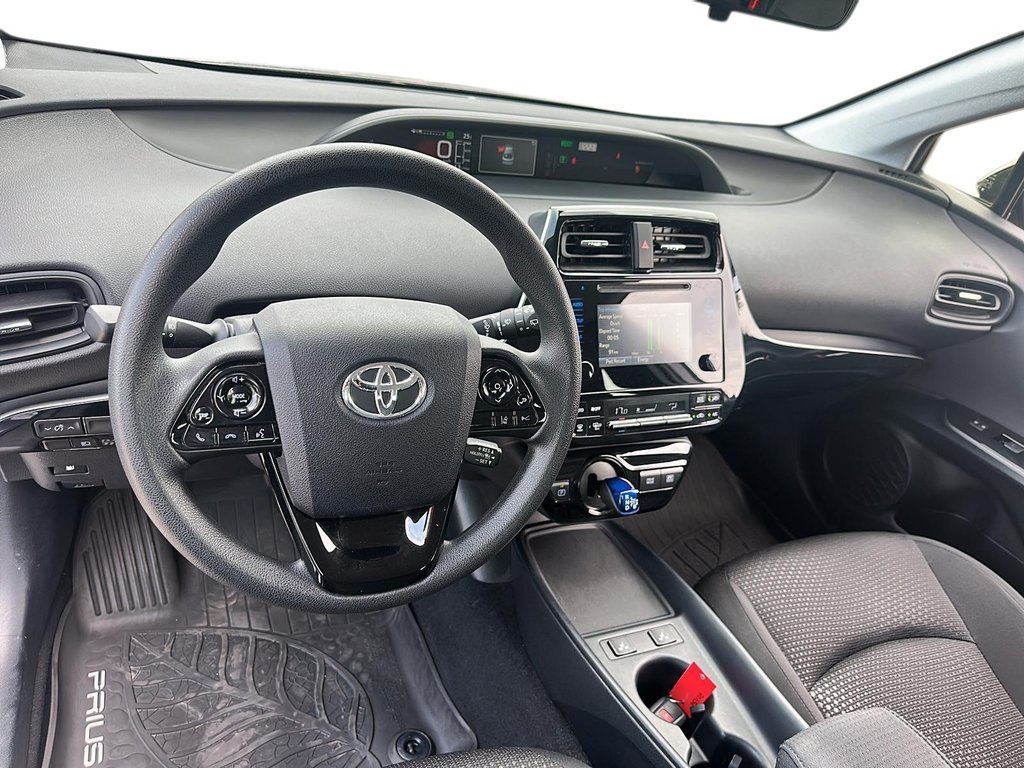 2019 Toyota Prius AWD-e CVT in Stratford, Ontario - 9 - w1024h768px
