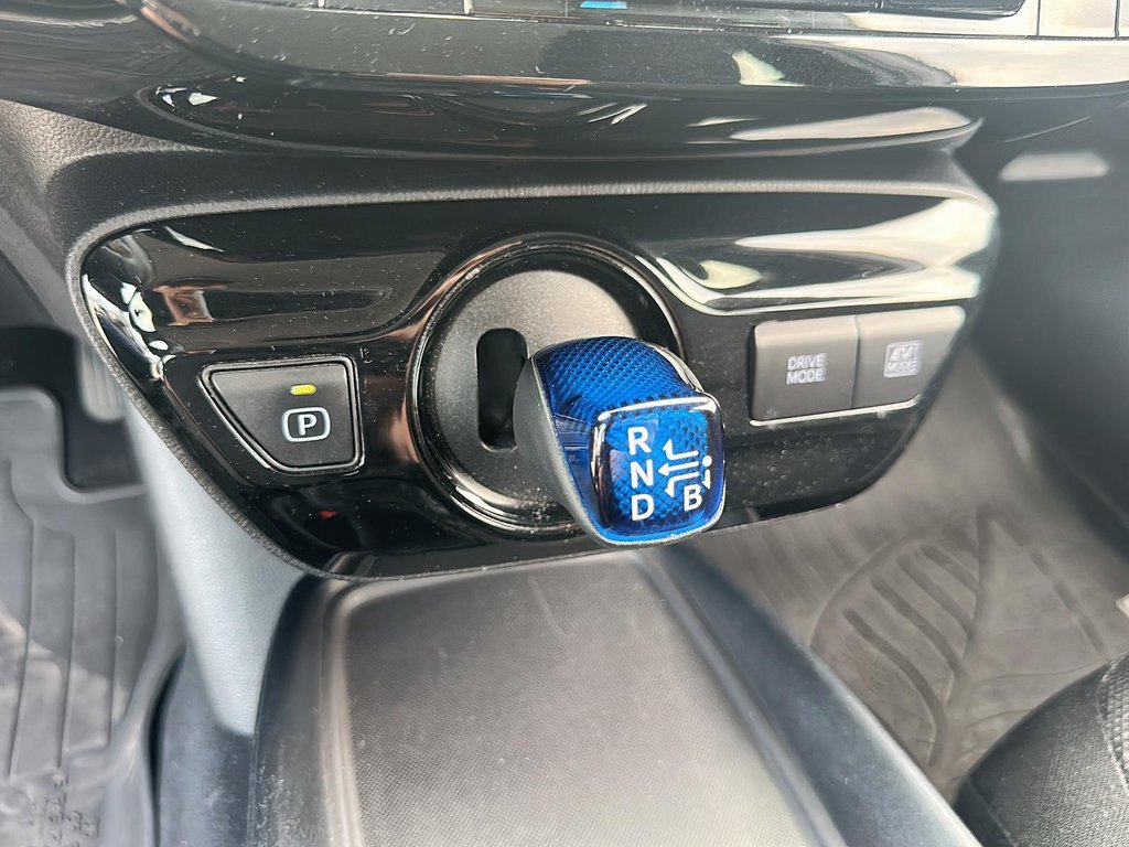 2019 Toyota Prius AWD-e CVT in Stratford, Ontario - 14 - w1024h768px