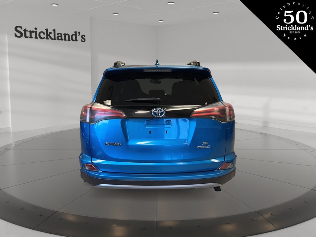 2018  RAV4 Hybrid SE in Stratford, Ontario - 3 - w1024h768px