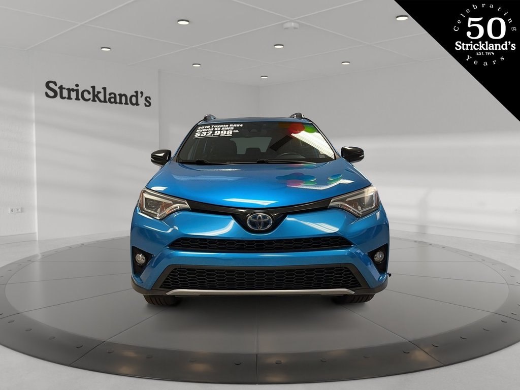 2018  RAV4 Hybrid SE in Stratford, Ontario - 2 - w1024h768px