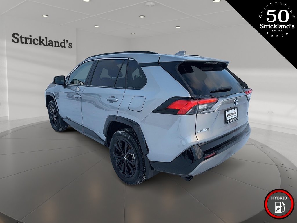 2024 Toyota RAV4 Hybrid SE AWD in Stratford, Ontario - 4 - w1024h768px