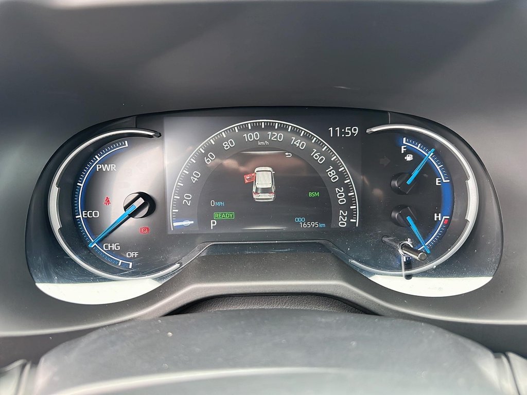 2024 Toyota RAV4 Hybrid XLE AWD in Stratford, Ontario - 13 - w1024h768px