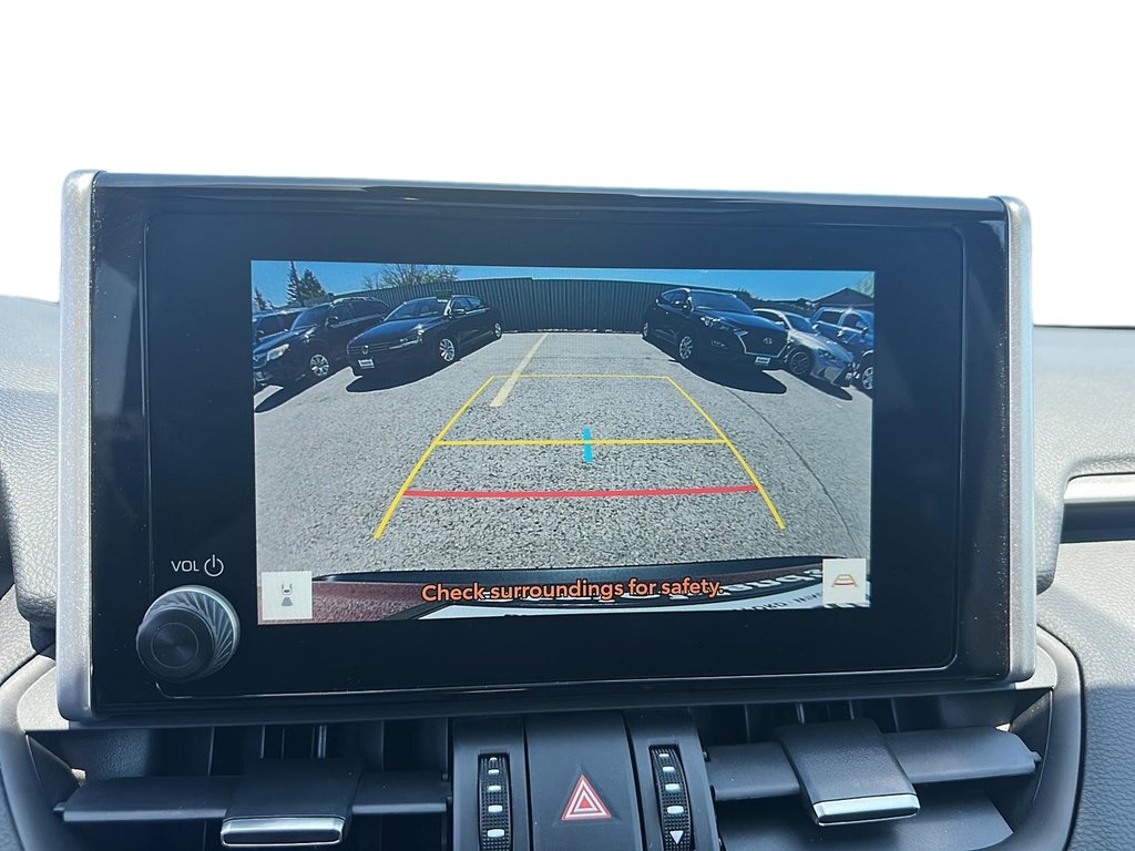 2024 Toyota RAV4 Hybrid XLE AWD in Stratford, Ontario - 18 - w1024h768px