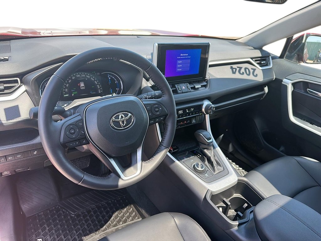 2024 Toyota RAV4 Hybrid XLE AWD in Stratford, Ontario - 9 - w1024h768px