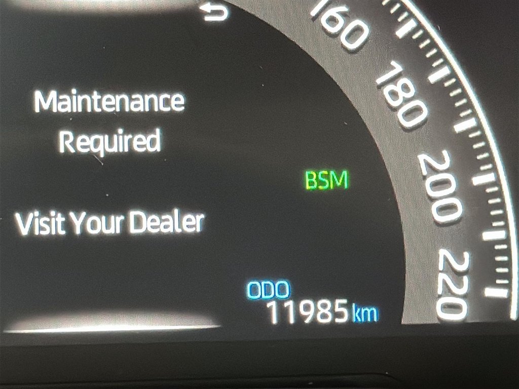 2024 Toyota RAV4 Hybrid XLE AWD in Stratford, Ontario - 12 - w1024h768px