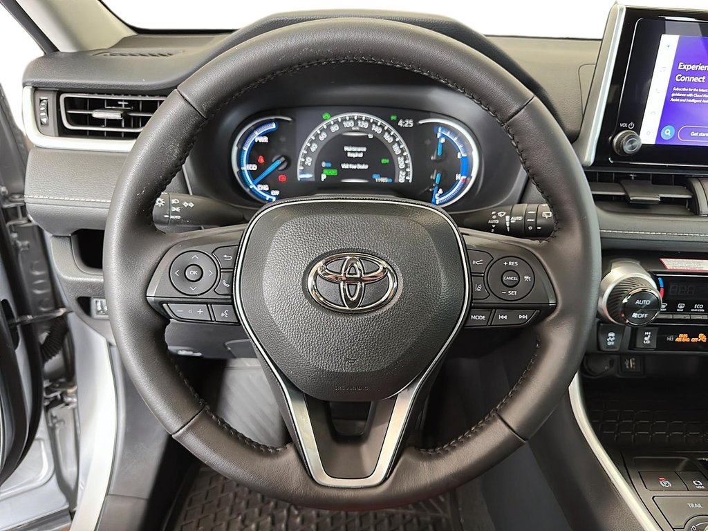 2024 Toyota RAV4 Hybrid XLE AWD in Stratford, Ontario - 11 - w1024h768px