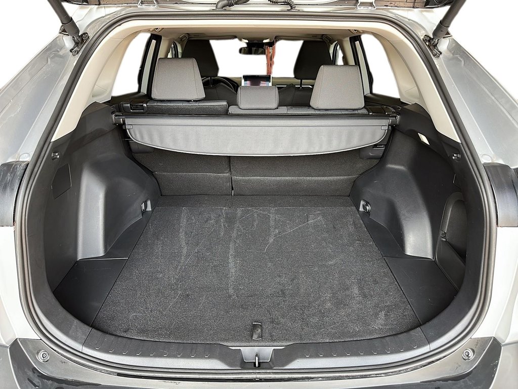 2024 Toyota RAV4 Hybrid XLE AWD in Stratford, Ontario - 6 - w1024h768px