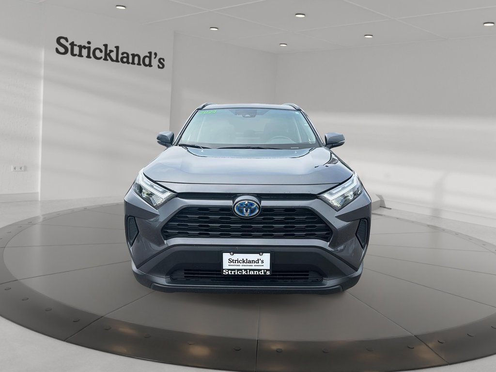2024 Toyota RAV4 Hybrid XLE AWD in Stratford, Ontario - 2 - w1024h768px