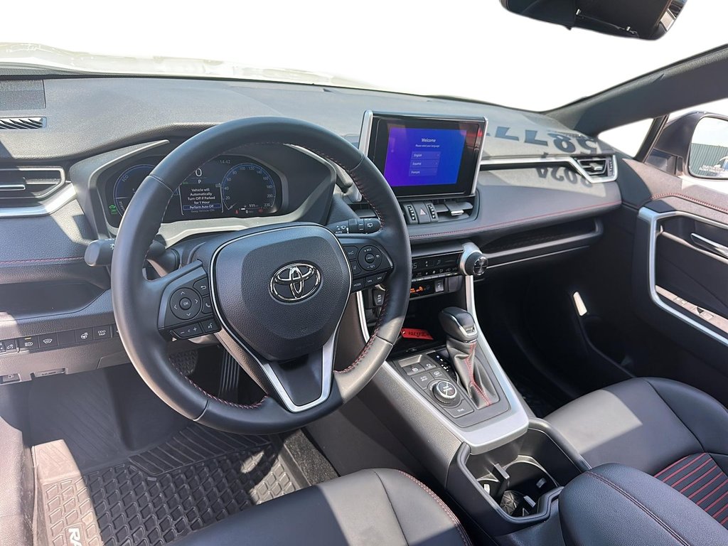2024 Toyota RAV4 Hybrid XSE AWD in Stratford, Ontario - 9 - w1024h768px
