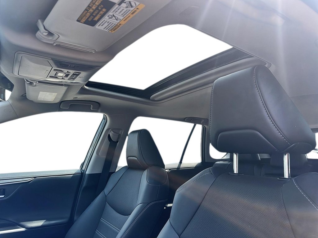 2025 Toyota RAV4 Hybrid Limited AWD in Stratford, Ontario - 16 - w1024h768px