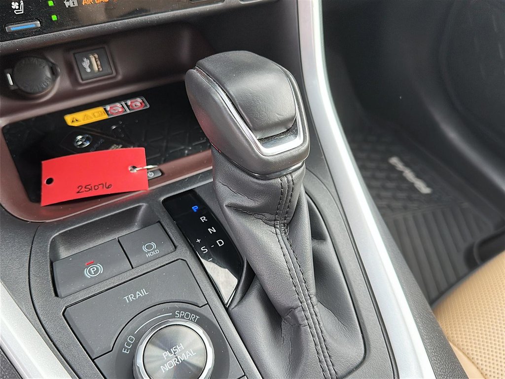 2025 Toyota RAV4 Hybrid Limited AWD in Stratford, Ontario - 14 - w1024h768px