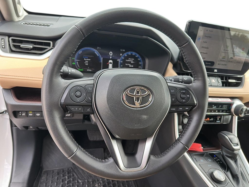 2025 Toyota RAV4 Hybrid Limited AWD in Stratford, Ontario - 11 - w1024h768px