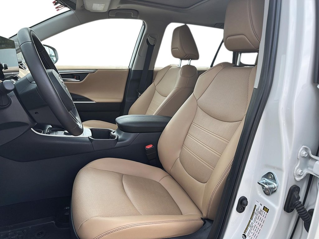 2025 Toyota RAV4 Hybrid Limited AWD in Stratford, Ontario - 8 - w1024h768px
