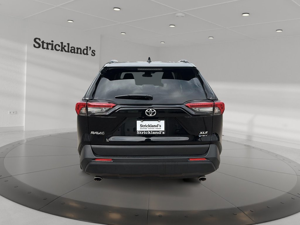2025 Toyota RAV4 Hybrid XLE AWD in Stratford, Ontario - 3 - w1024h768px