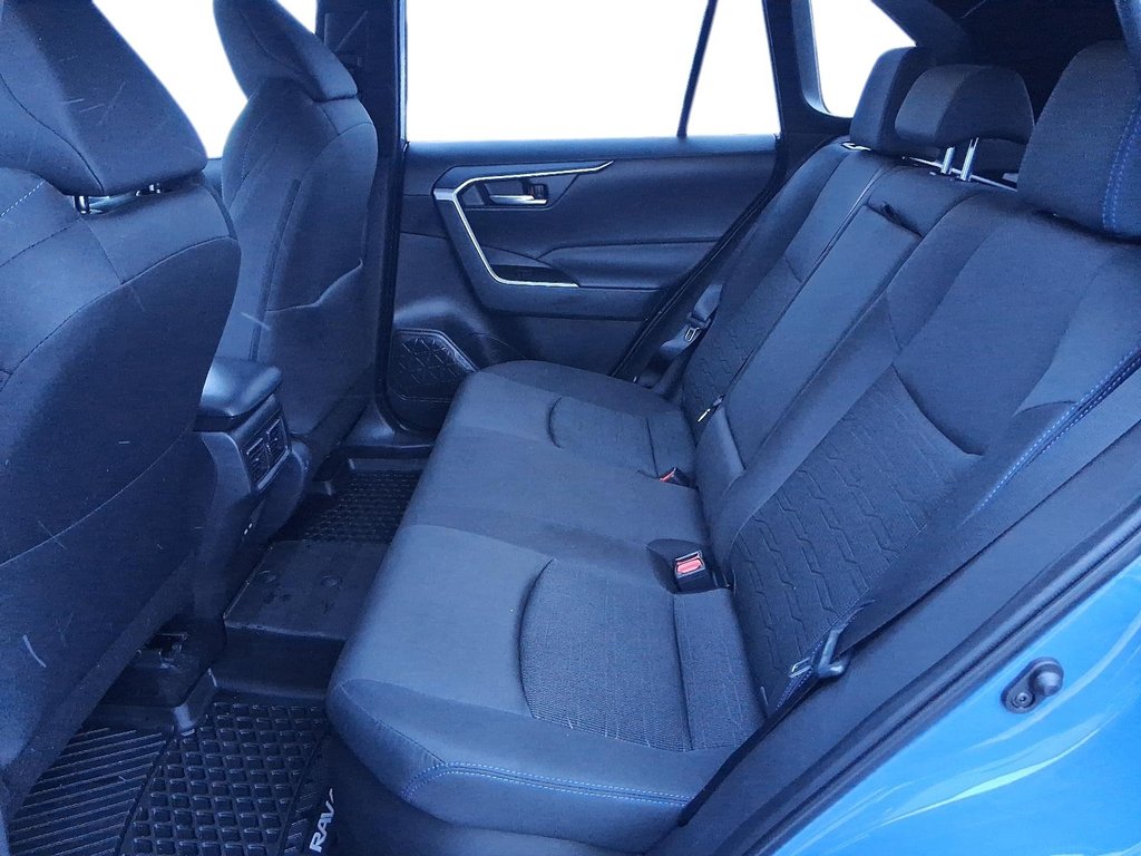 2025 Toyota RAV4 Hybrid SE AWD in Stratford, Ontario - 9 - w1024h768px