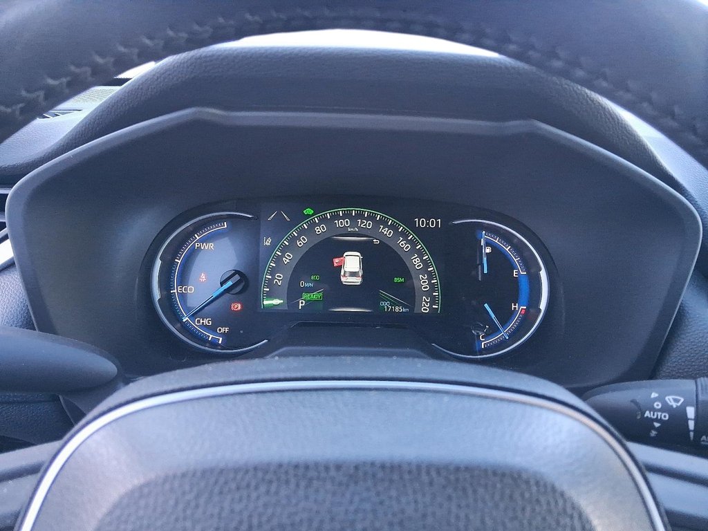 2025 Toyota RAV4 Hybrid SE AWD in Stratford, Ontario - 14 - w1024h768px
