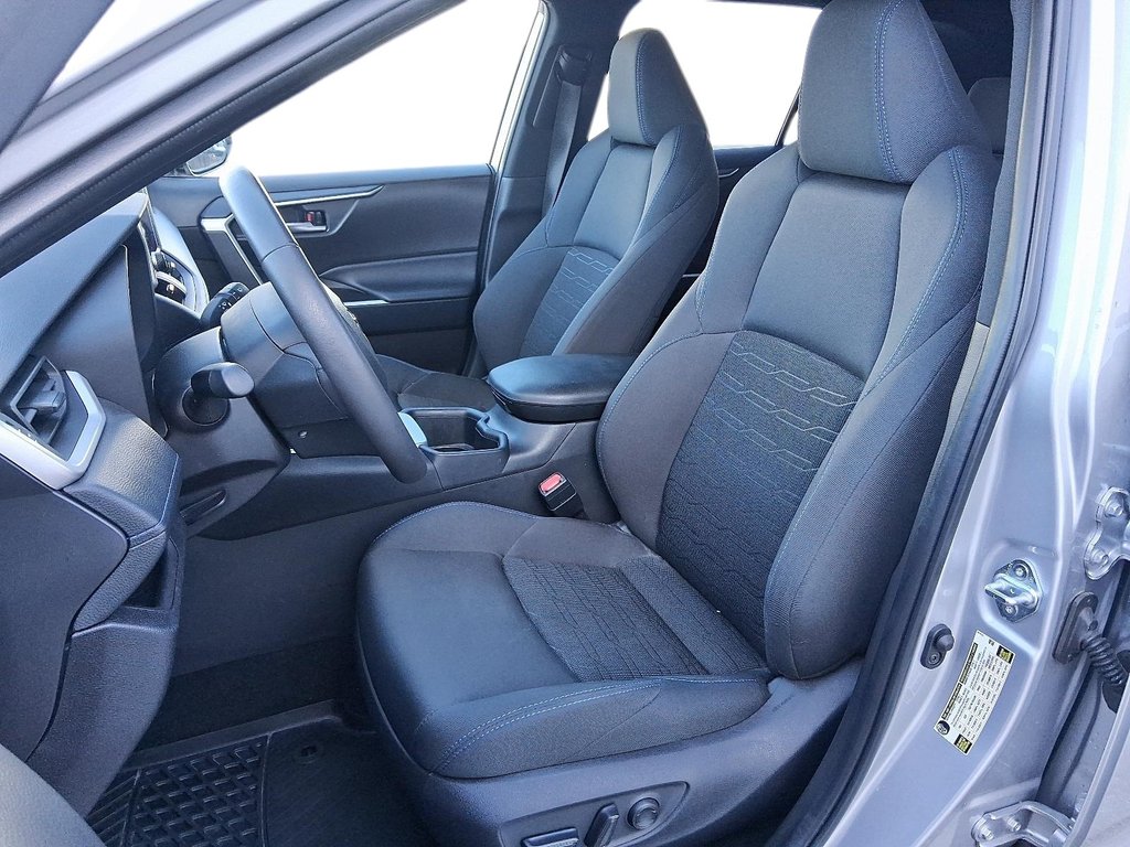 2025 Toyota RAV4 Hybrid SE AWD in Stratford, Ontario - 8 - w1024h768px