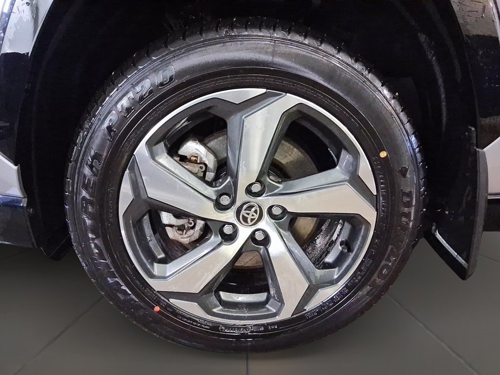 2025 Toyota RAV4 Hybrid SE AWD in Stratford, Ontario - 7 - w1024h768px