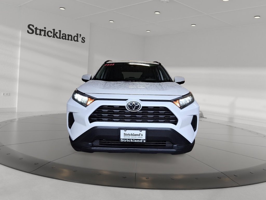 2025 Toyota RAV4 Hybrid LE AWD in Stratford, Ontario - 2 - w1024h768px