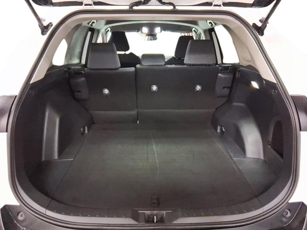 2025 Toyota RAV4 Hybrid LE AWD in Stratford, Ontario - 6 - w1024h768px