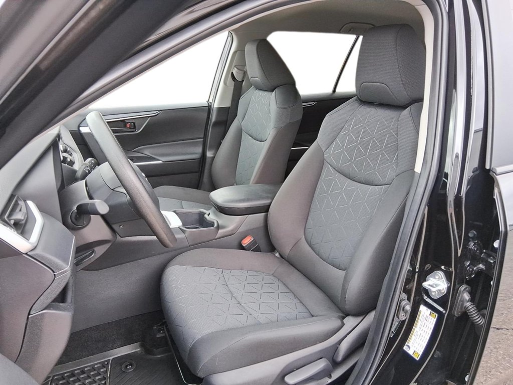 2025 Toyota RAV4 Hybrid LE AWD in Stratford, Ontario - 8 - w1024h768px