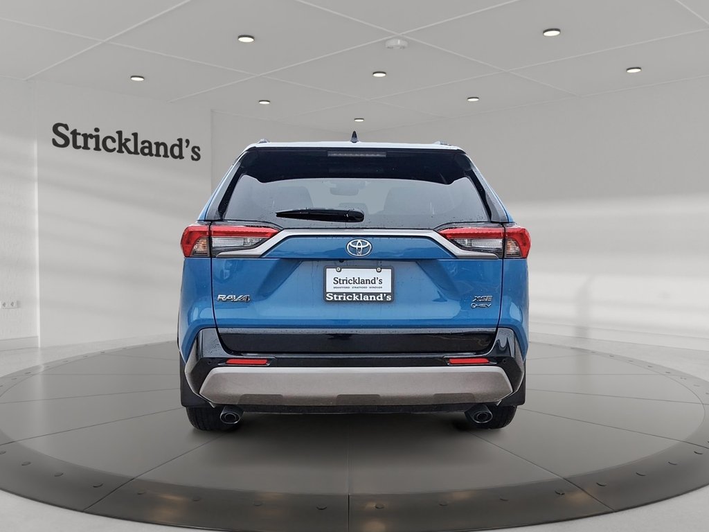 2025 Toyota RAV4 Hybrid XSE AWD in Stratford, Ontario - 3 - w1024h768px